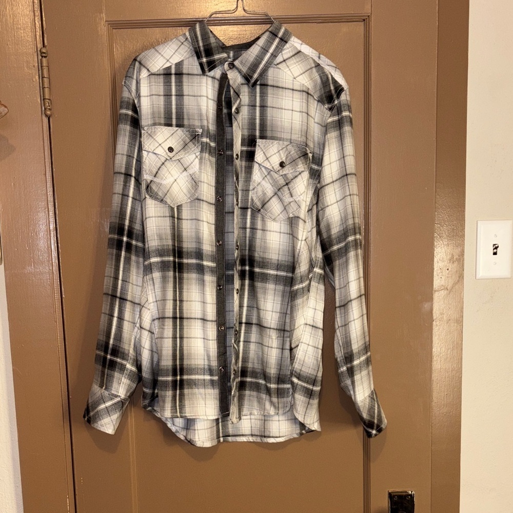Men’s BKE Monochrome Plaid Shirt size large
